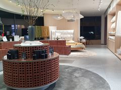 -上海虹桥中心爱琴海亚朵S酒店