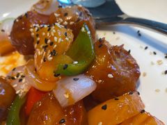 招牌凤梨咕噜肉-香樟花园新粤料理(无锡万象城店)