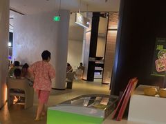 -涨巢·潮玩水疗局