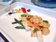 -富淳饭店(陆家嘴保利广场店)
