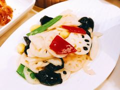 -韵秋荷(宝山龙湖天街店)