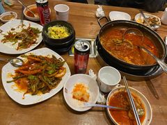 -喇喇排骨火锅·传统韩式脊骨汤(望京西园总店)