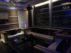 -多佐KTV(北京富力广场购物中心店)