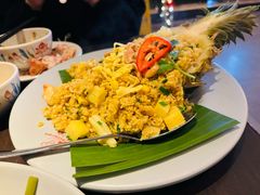 -大头虾越式风味餐厅(光明广场店)