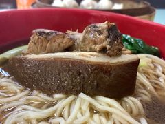 阿婆焖肉面-食惠里小笼包面馆(越秀店)