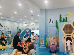 -孩子王童乐园(余姚万达店)