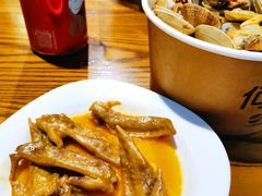 卤鸡翅尖-何记花甲(海岸城旗舰店)