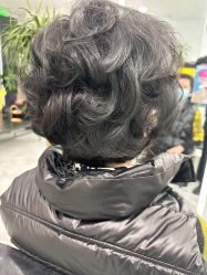 -Coo Hair salon
