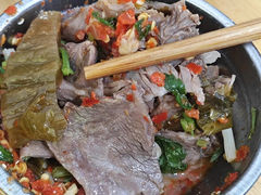 -黑竹沟新场牛肉火锅