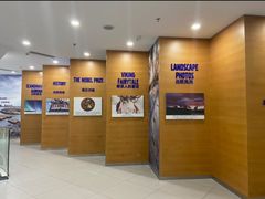 -杭州中沃沃尔沃4S店(滨江区店)