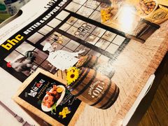 -BHC炸鸡(明洞总店)