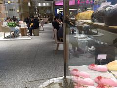 -奈雪的茶(湖滨银泰in77C区PRO店)