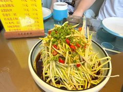 -伍先森精品汉餐(军垦路店)