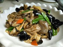 -品鱼庄酒家(新世界大酒店店)