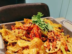 -精悦蓉(松江万达广场店)