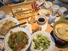 -关东小磨东北菜(上海长风大悦城店)