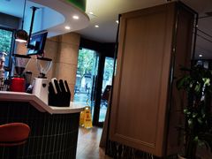 -白玉兰酒店(上海田子坊马当路地铁站店)