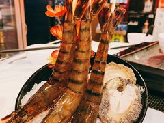 -鲜入围煮花胶鸡海鲜火锅