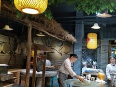 -艳阳天民俗村(公园路店)
