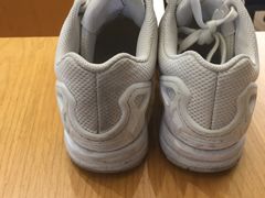 -爱革·奢品·鞋包·衣物·家居(金桥国际商业广场店)