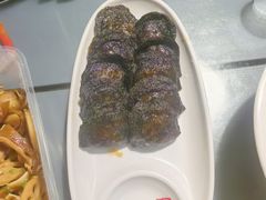 -三姐妹·海鲜大排档