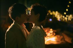 -至臻微拉婚纱摄影