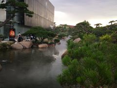 -罗红摄影艺术馆