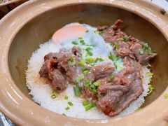 窝蛋牛肉煲仔饭-红星光发煲仔饭(大石街店)