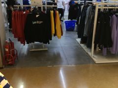 -BIGOFFS 超级折扣(仁恒伊势丹店)