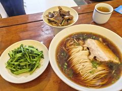 红汤红焖肉面-同得兴 Since·1995 传统苏式面馆(十全街店)