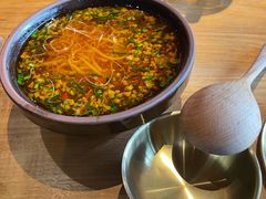 酸笋米线-SHAN山(前滩太古里店)