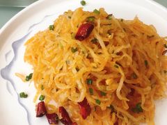 土豆筋-名羊天下陕北横山铁锅炖羊肉(博文路店)