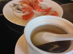-大中华希尔顿酒店-念自助餐·嗨啤·小龙虾