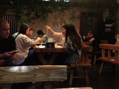 大堂-万记麻辣烫国展总店