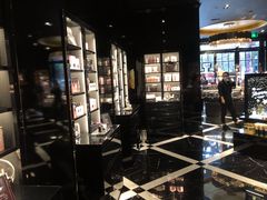 -Victoria's Secret(杭州湖滨银泰in77店)
