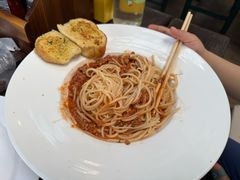 -Green Tree Rest. & Pub