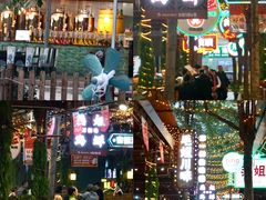 -三亚火车头万人海鲜广场