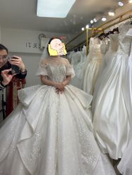 -NaNa婚纱礼服馆