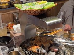 -草家酱蟹炭火烤肉店(珲春南路一店)