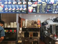 -麦当劳(虹梅路地铁站店)