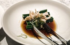 Bird's Eye Scallop and Okra Salad
