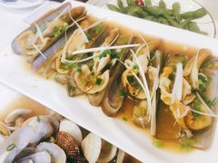 -虾弄弄海派小龙虾·牛羊蝎子火锅