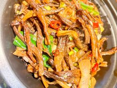 -云海肴·汽锅鸡·云南代表菜(天山百盛优客店)