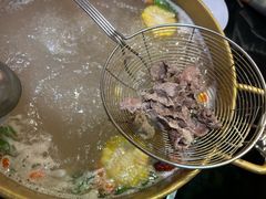 -潮汕三宝鲜牛肉火锅