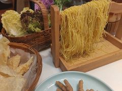 -洪氏嗨捞·猪肚鸡火锅(阳光天地店)