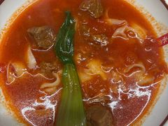 番茄牛肉刀削面-顺溜·手工刀削面·黑金店(铜锣湾店)