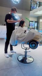 -PE SALON