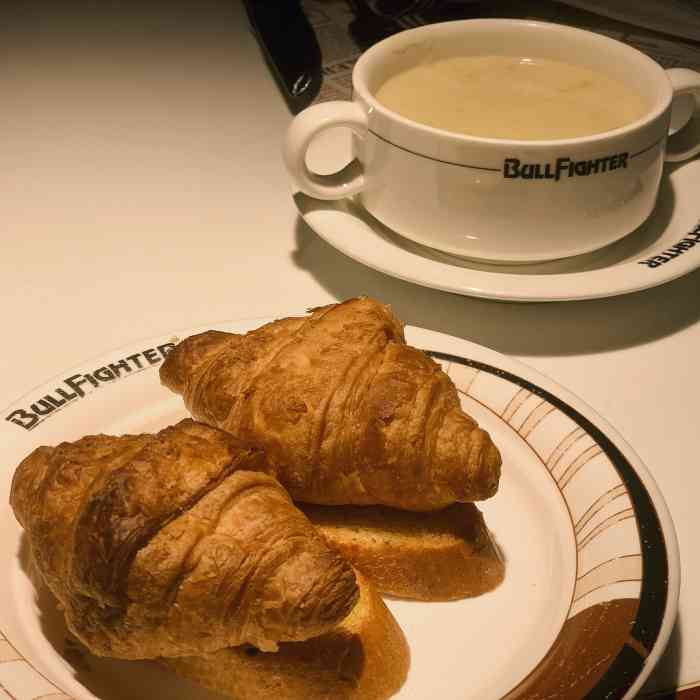 斗牛士牛排餐厅(中大银泰城店)-"服务不错,牛排六成,七成,八城没有