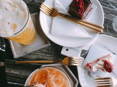 -UNI UNI(环亚凯瑟琳店)