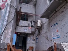 -白象居
